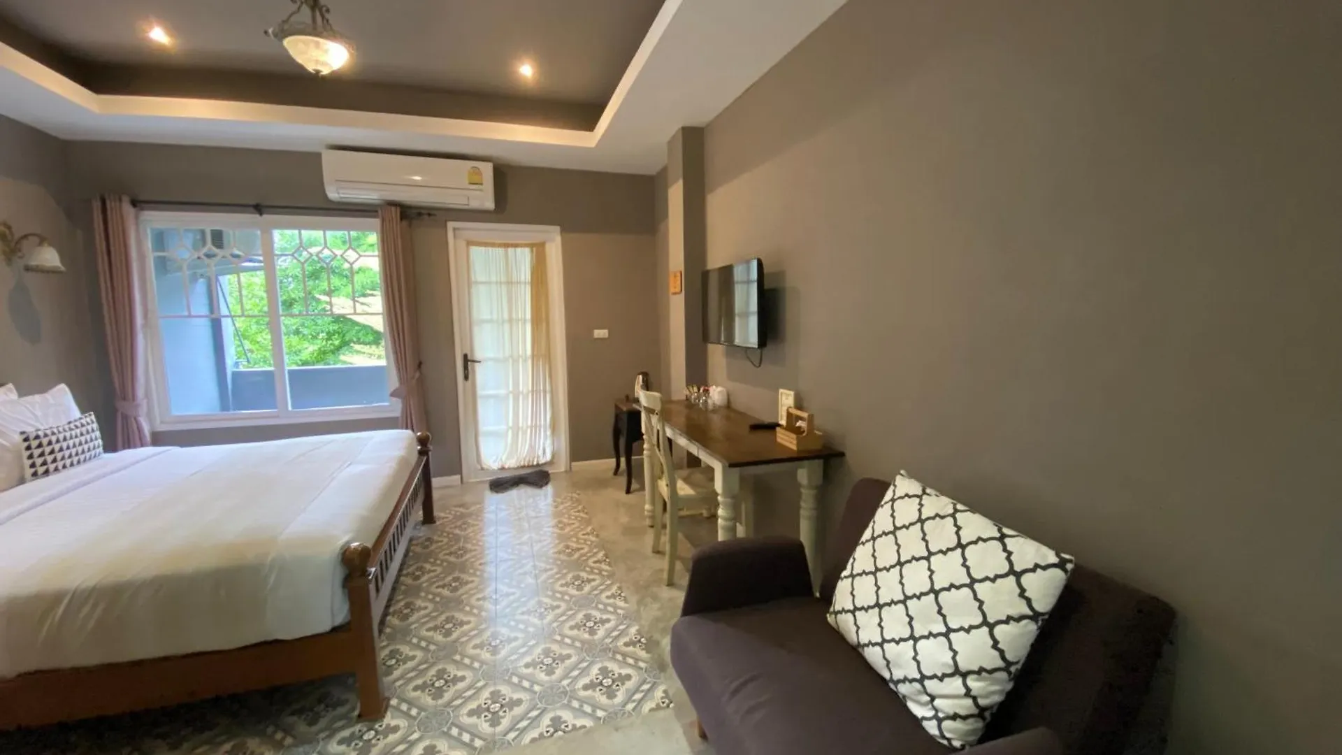 Perennial Resort Nai Yang Beach