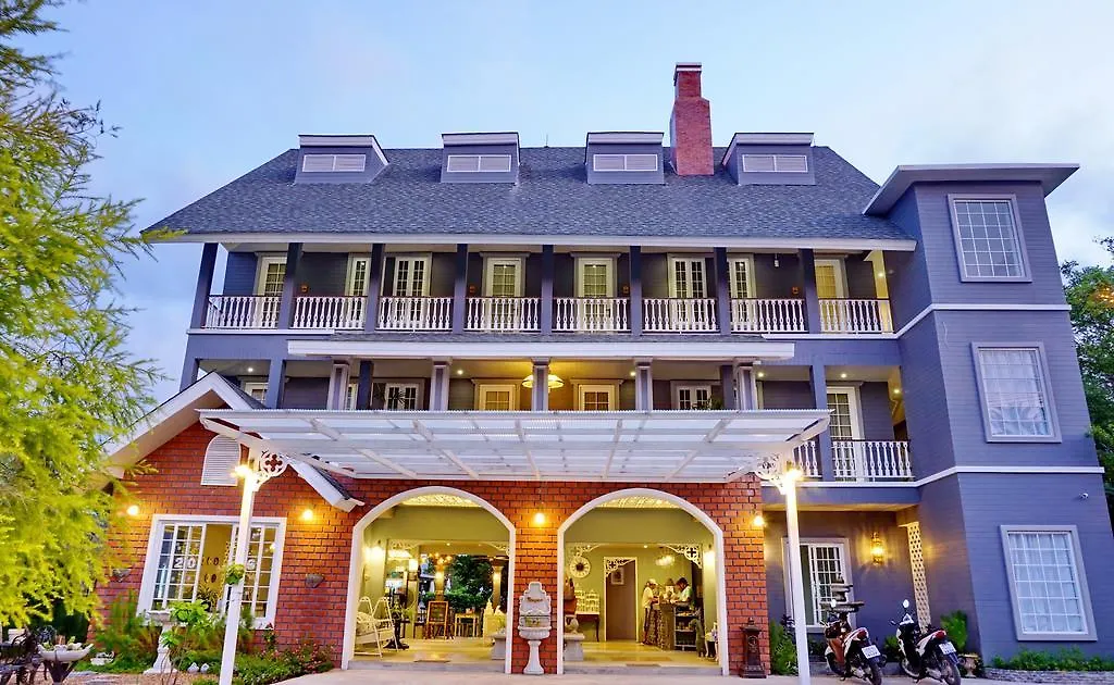 Perennial Resort Nai Yang